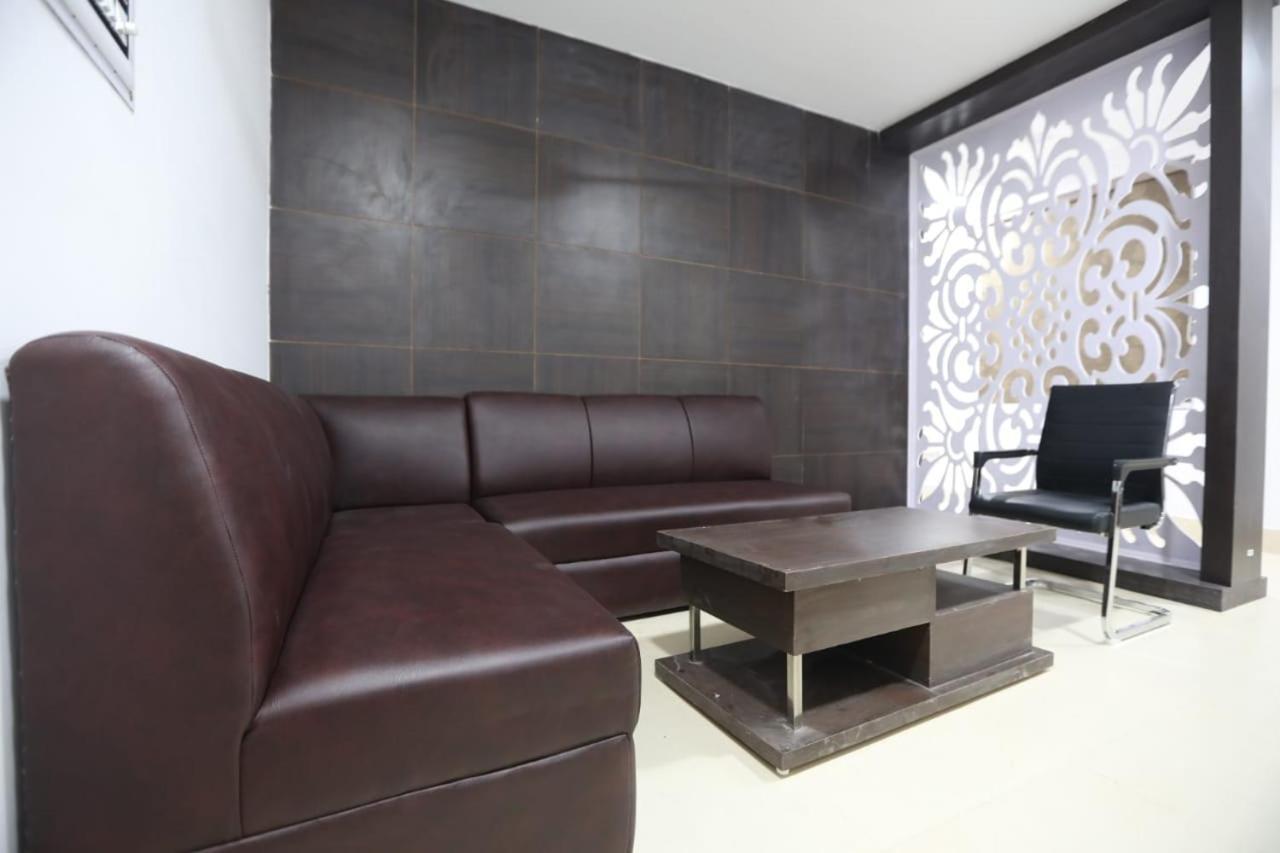 Tiger Den Club & Resort Palia Kalan Zewnętrze zdjęcie